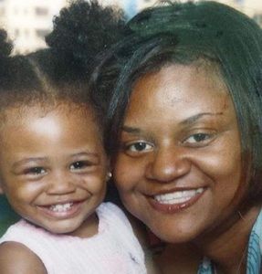 Meet your Posher, Adriane